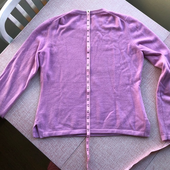 Banana Republic Cashmere Sweater - Picture 5 of 8